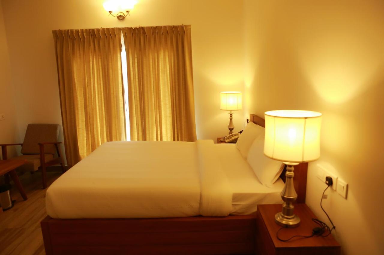 Solo Inn Kochi Extérieur photo