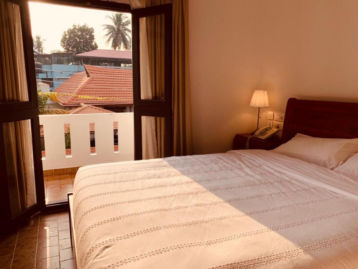Solo Inn Kochi Extérieur photo